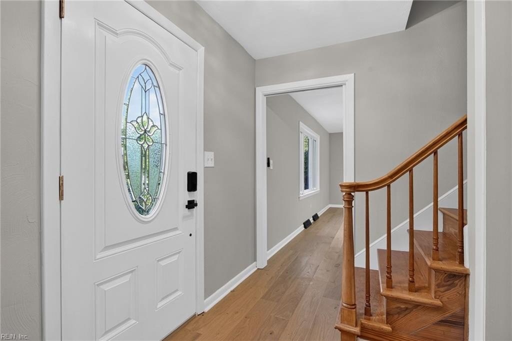37 Indian Springs Dr - Photo 3 of 31