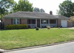 321 E Palmyra Dr - Photo 1 of 1