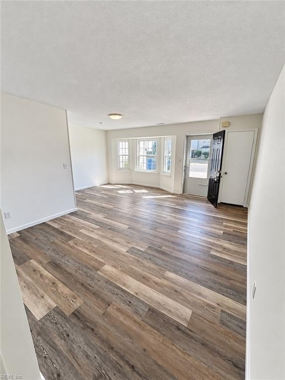 3527 Woodburne Dr - Photo 4 of 25