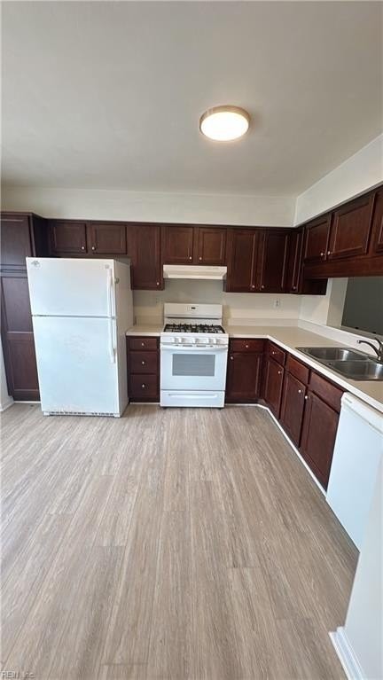 776 Goodard Dr - Photo 2 of 15