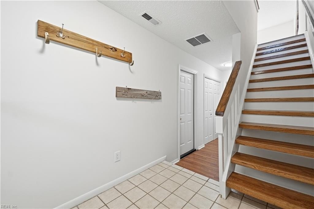 3906 Whooping Crane Cir - Photo 4 of 31