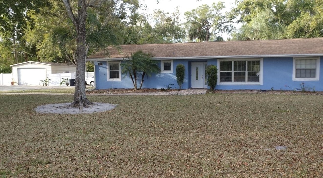 12191 Persimmon Blvd - Photo 2 of 9