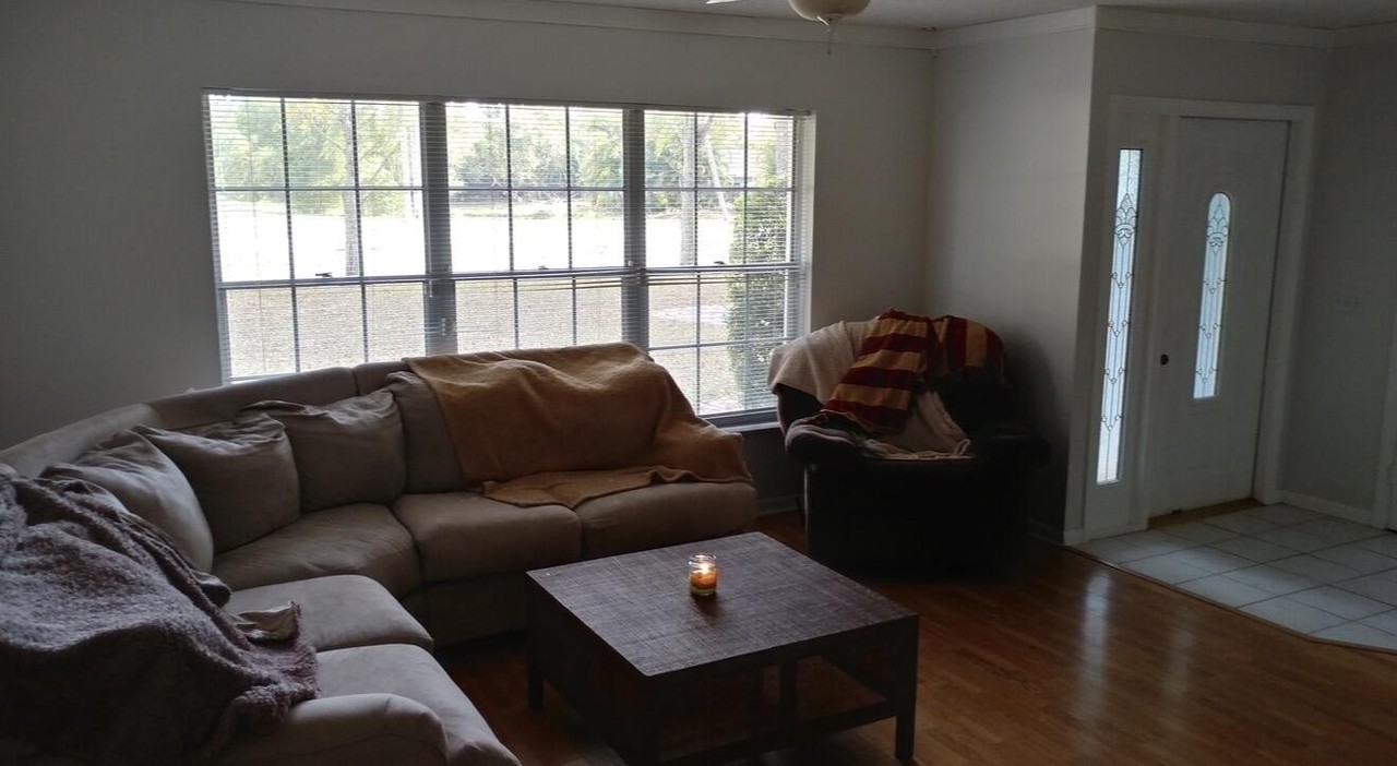 12191 Persimmon Blvd - Photo 3 of 9