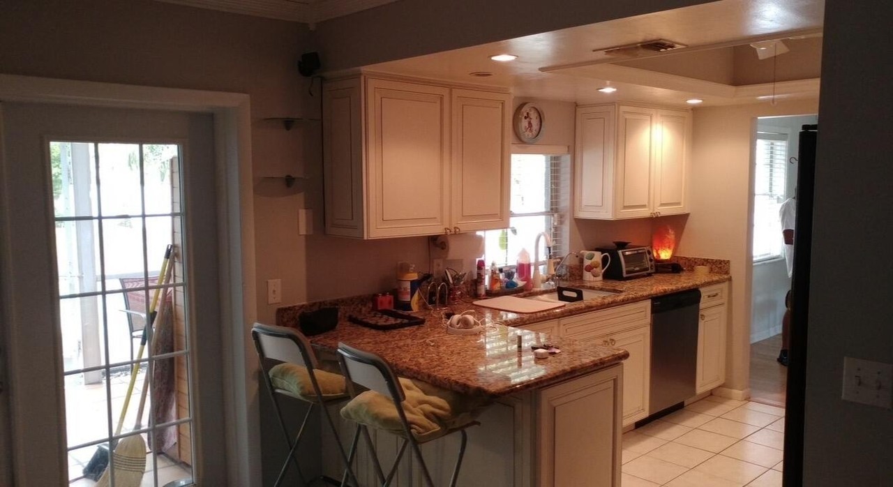 12191 Persimmon Blvd - Photo 5 of 9