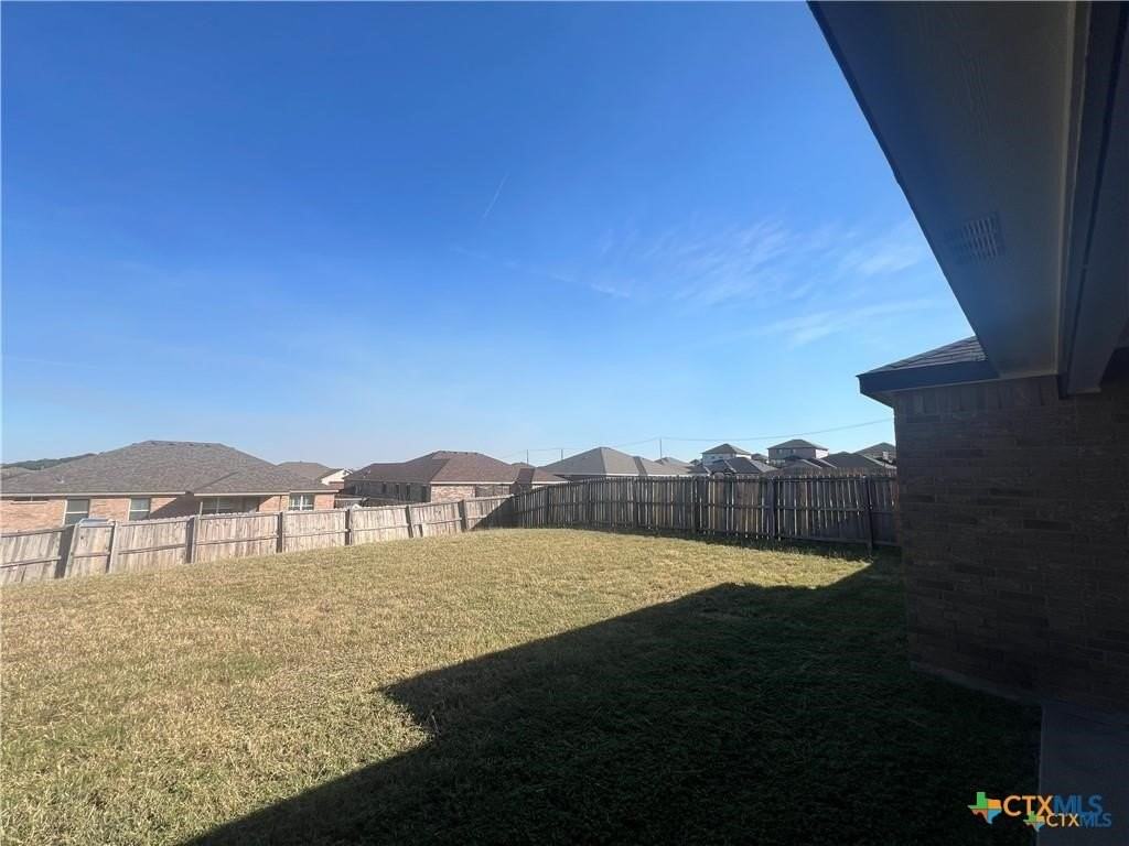 5504 Holster Dr - Photo 4 of 21