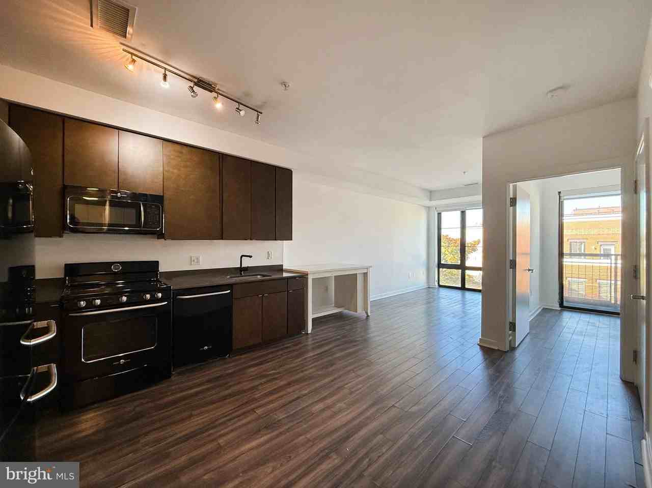 1250 9th St Nw #405 - Photo 3 of 17
