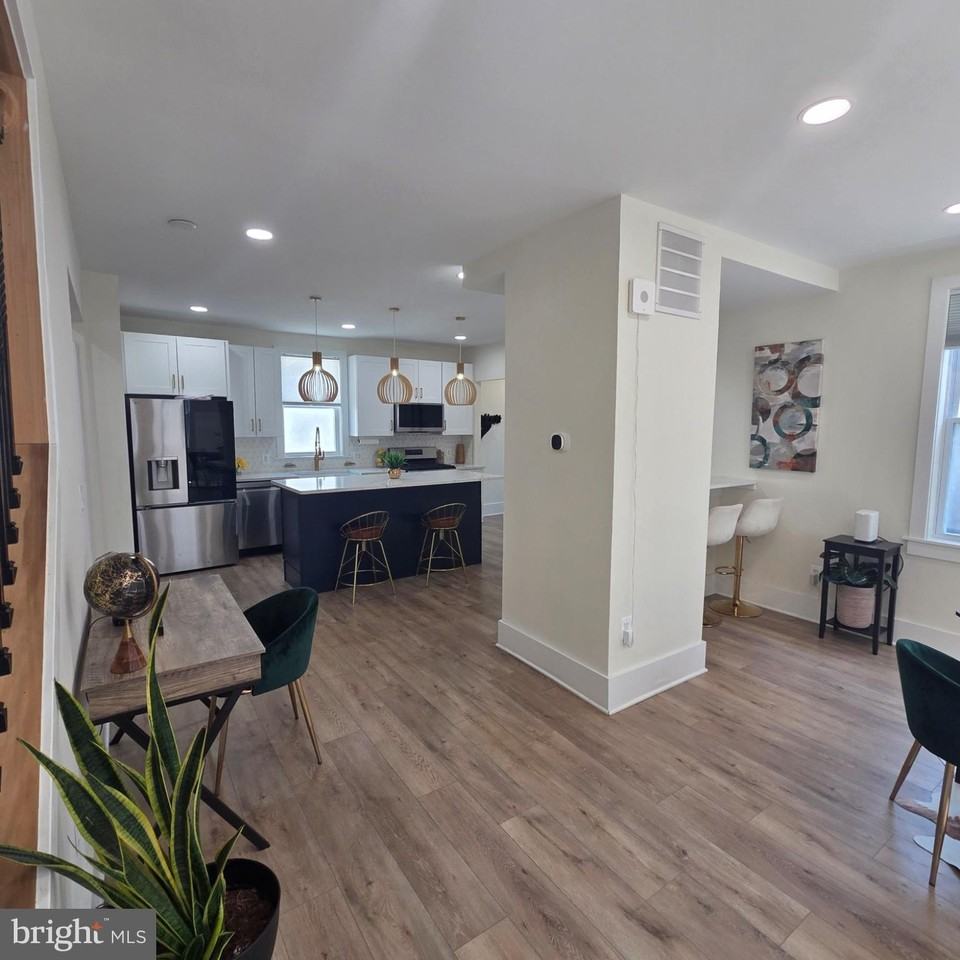 2918 E Cold Spring Ln - Photo 3 of 26