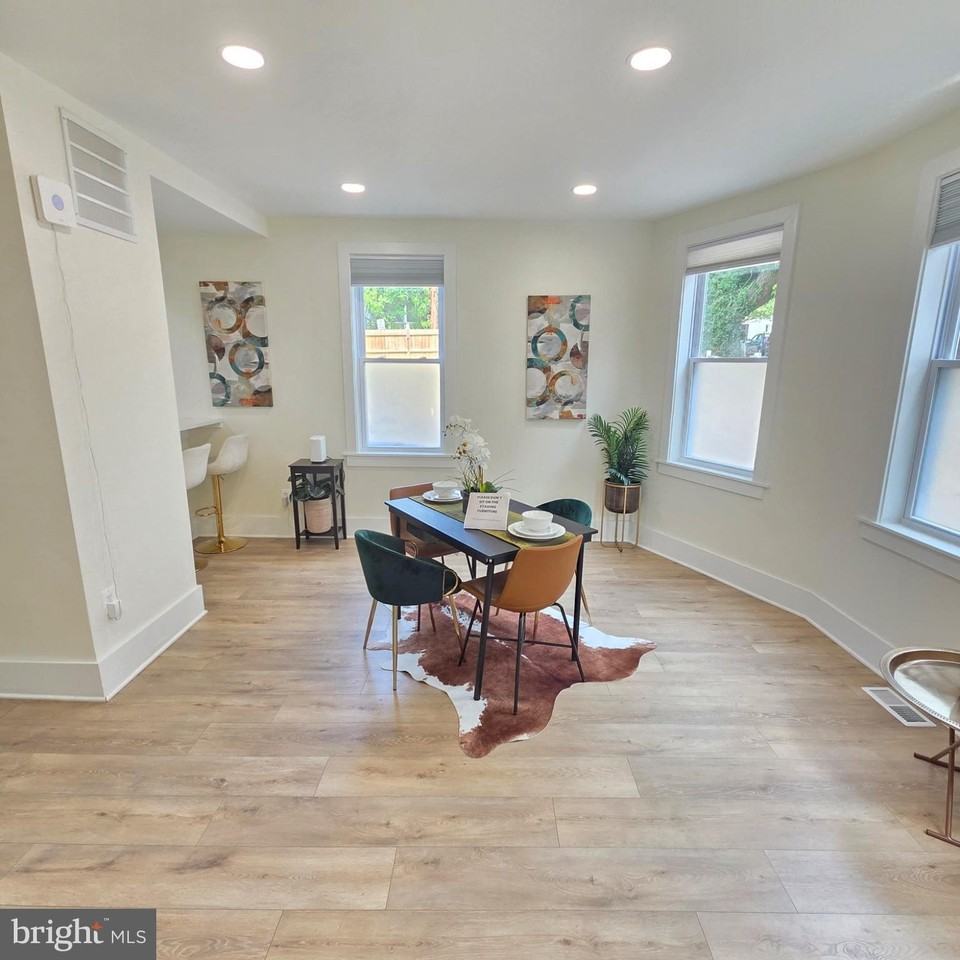 2918 E Cold Spring Ln - Photo 4 of 26