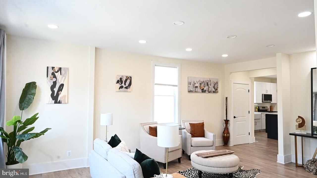 2918 E Cold Spring Ln - Photo 7 of 26