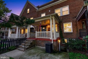 featured image of 3802 Greenmount Ave