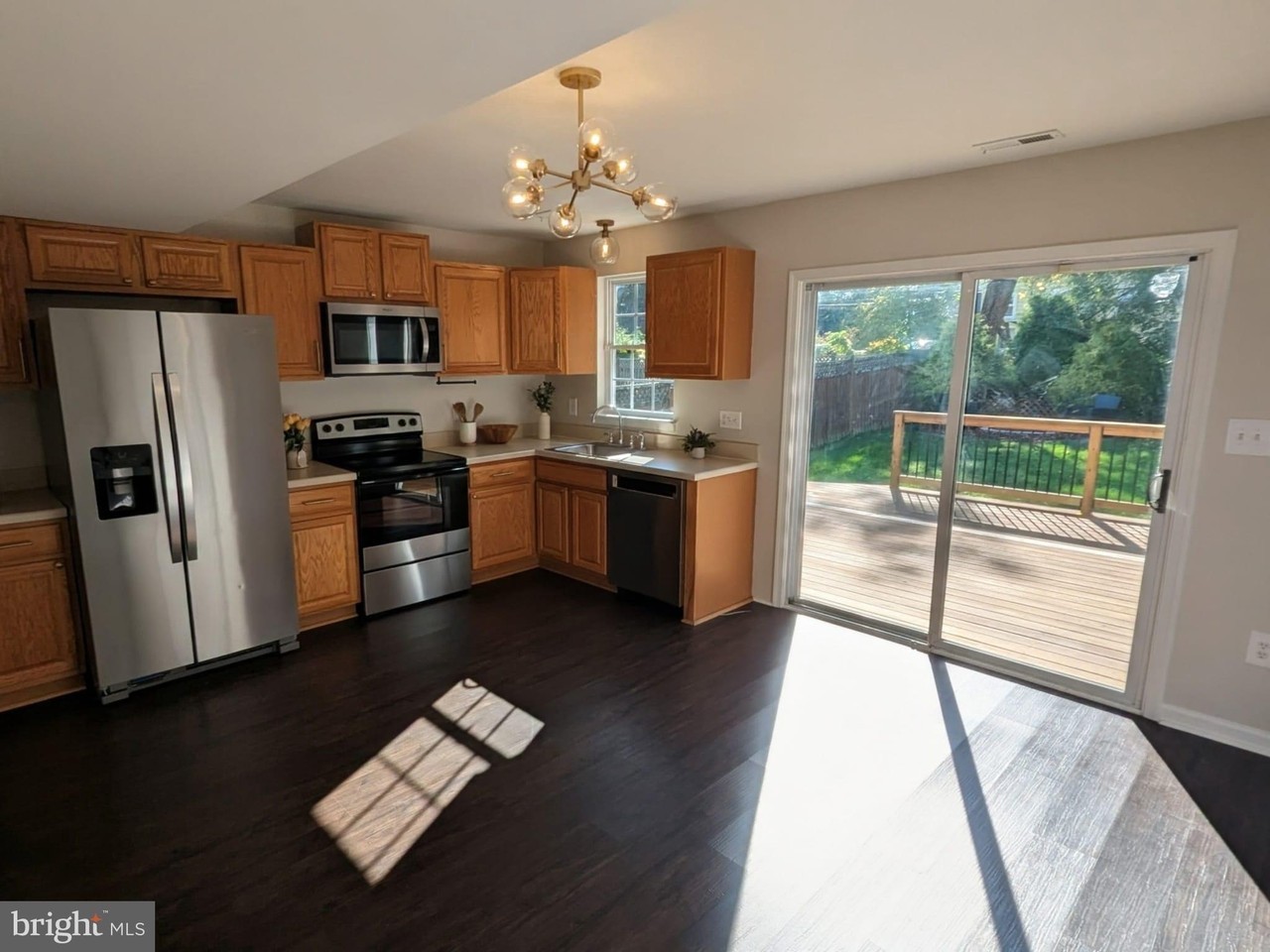 8 Glenwood Ave - Photo 7 of 24