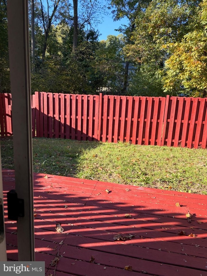 6236 Ducketts Ln #25-1 - Photo 6 of 30