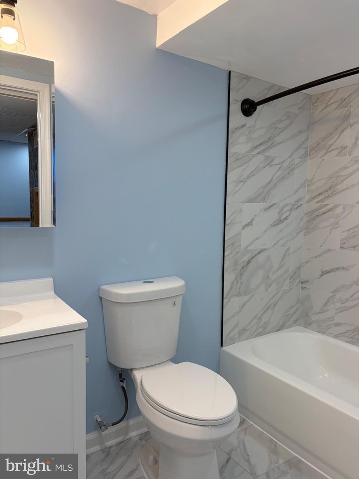 6236 Ducketts Ln #25-1 - Photo 7 of 30