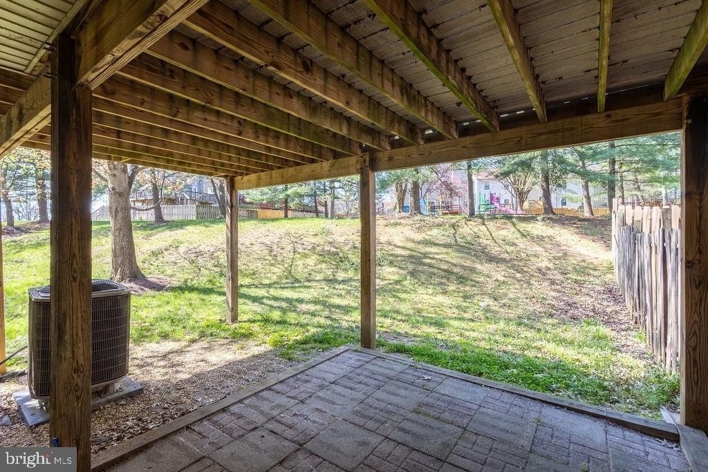 15014 Courtland Pl - Photo 7 of 30