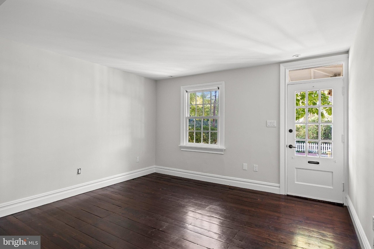 42 E 2nd St - Photo 5 of 19