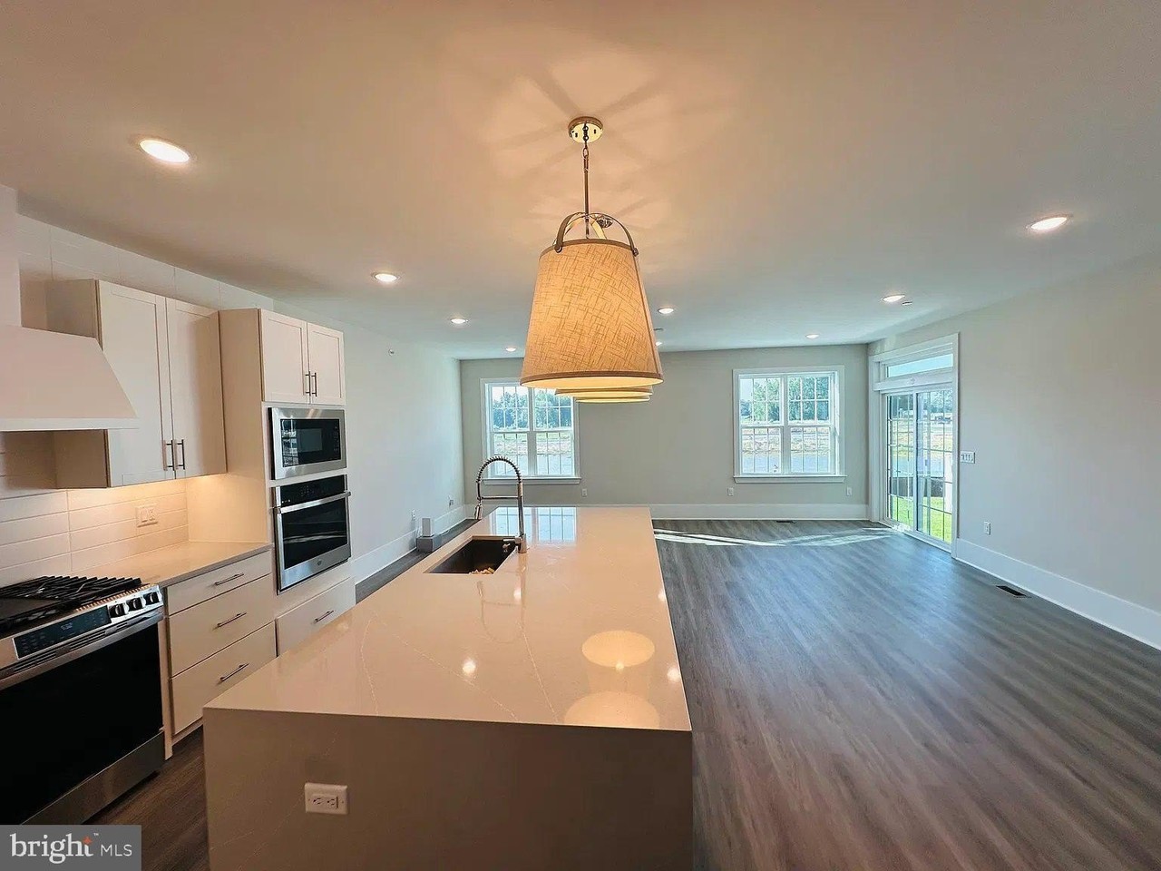 3402 Jordan Dr - Photo 3 of 28