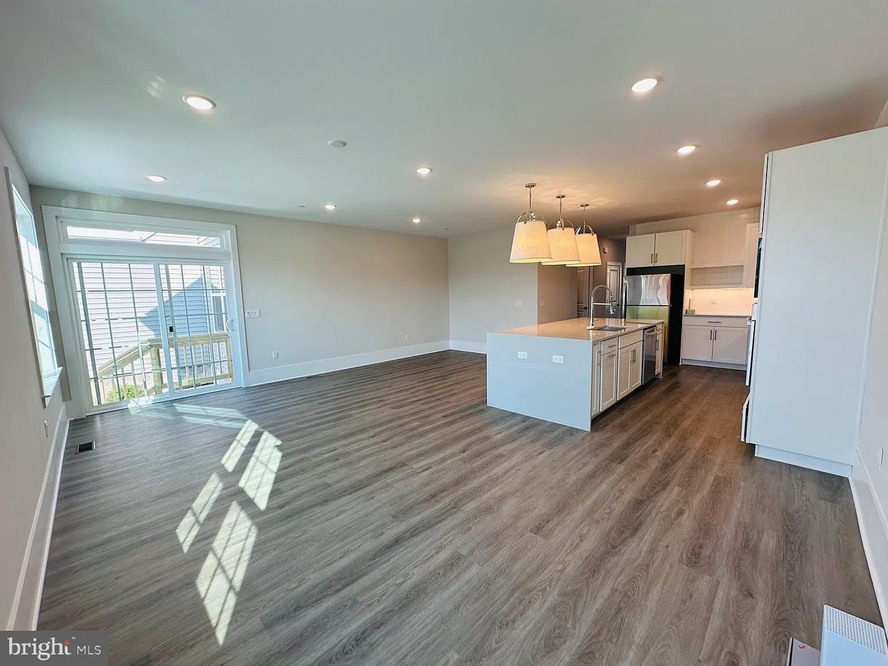 3402 Jordan Dr - Photo 5 of 28