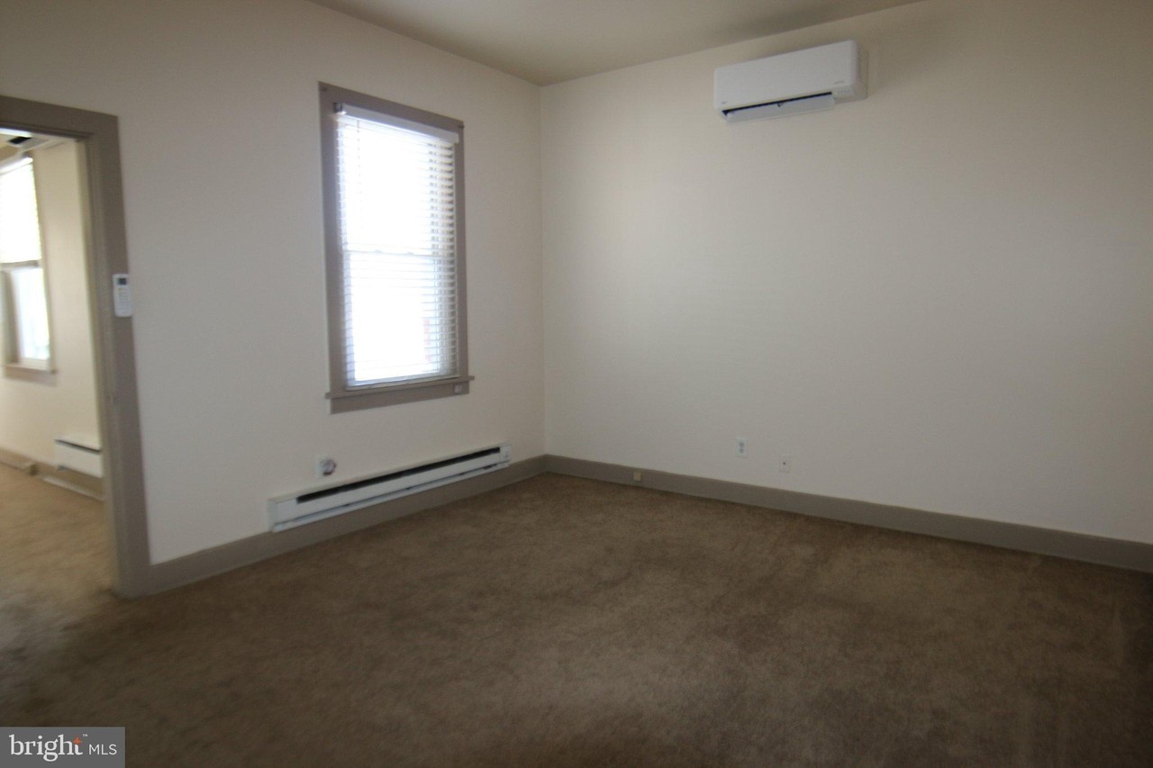 209 N Union St #2 - Photo 7 of 18
