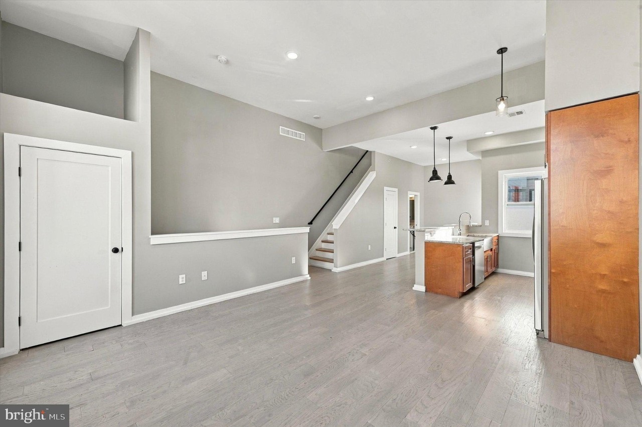 1323 S 20th St #2 - Photo 3 of 15