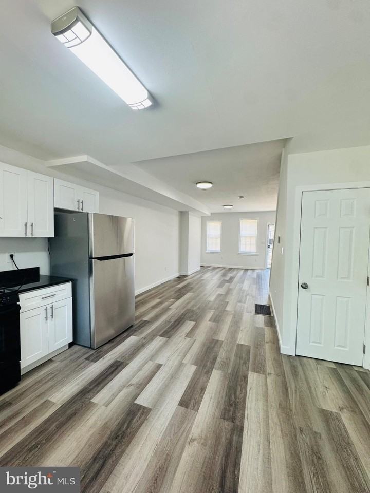 1836 E Wensley St - Photo 5 of 22