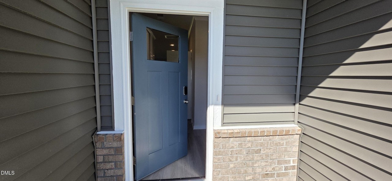 928 Broadleaf Trce - Photo 3 of 36