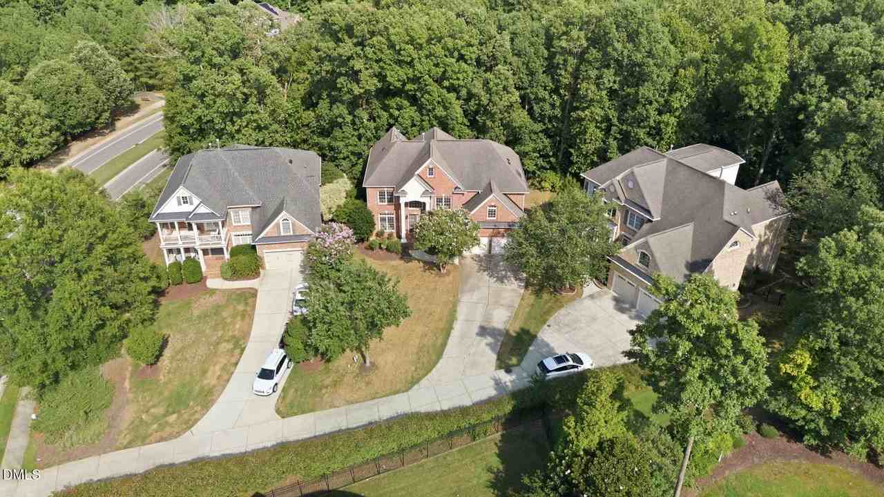 3025 Olde Weatherstone Way - Photo 7 of 50