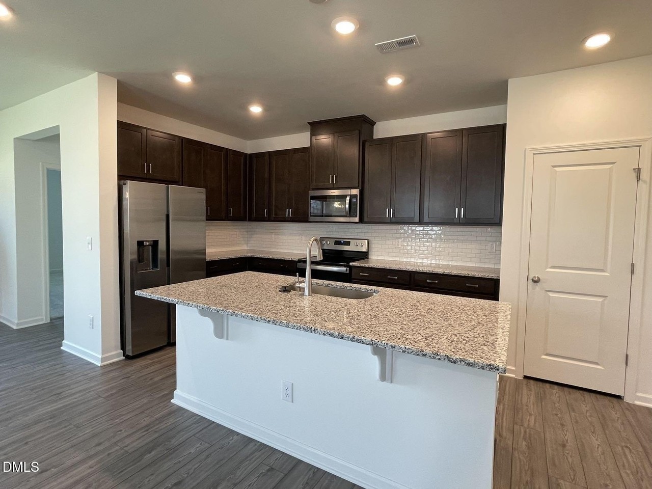 2146 Rockface Way - Photo 4 of 28