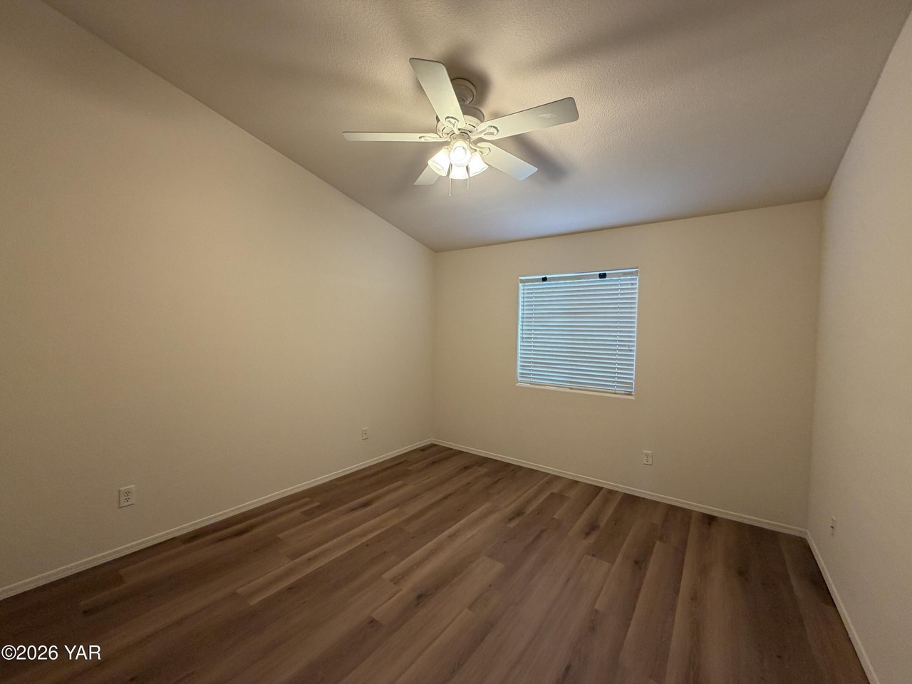 7786 E 26th Pl - Photo 5 of 26