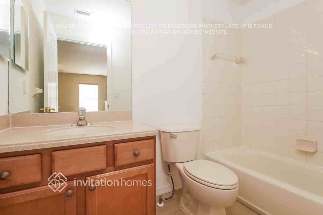 324 Beacon Harbour Loop - Photo 6 of 10