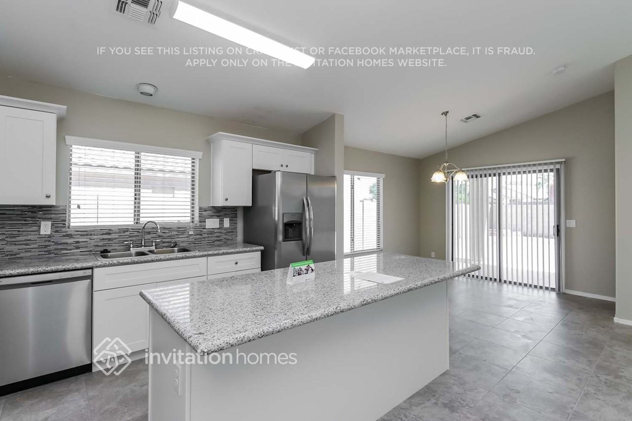 38559 N Dolores Dr - Photo 7 of 21