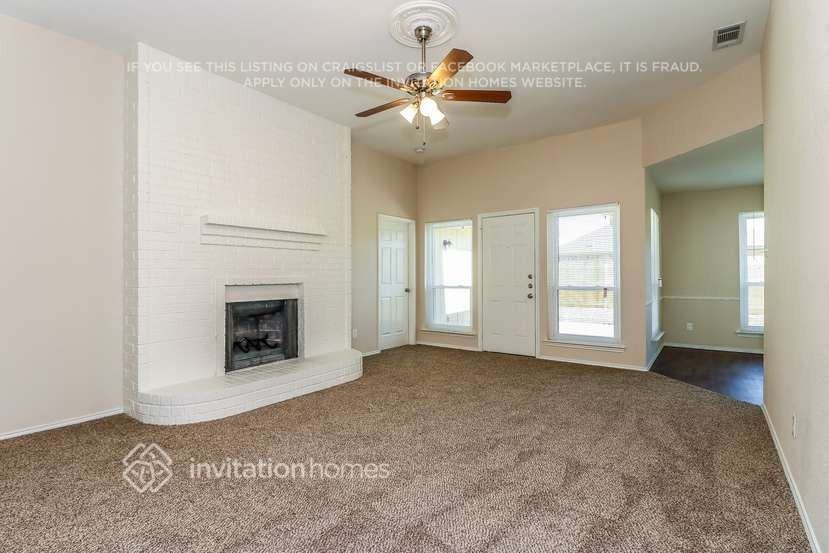 6312 Longmont Trl - Photo 7 of 25