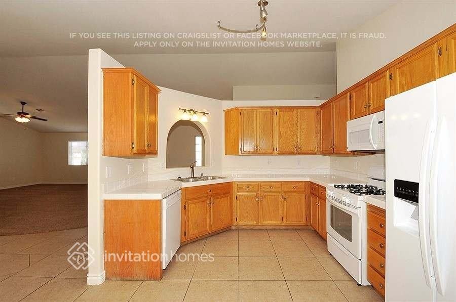 694 Mineral Hill Ln - Photo 7 of 20