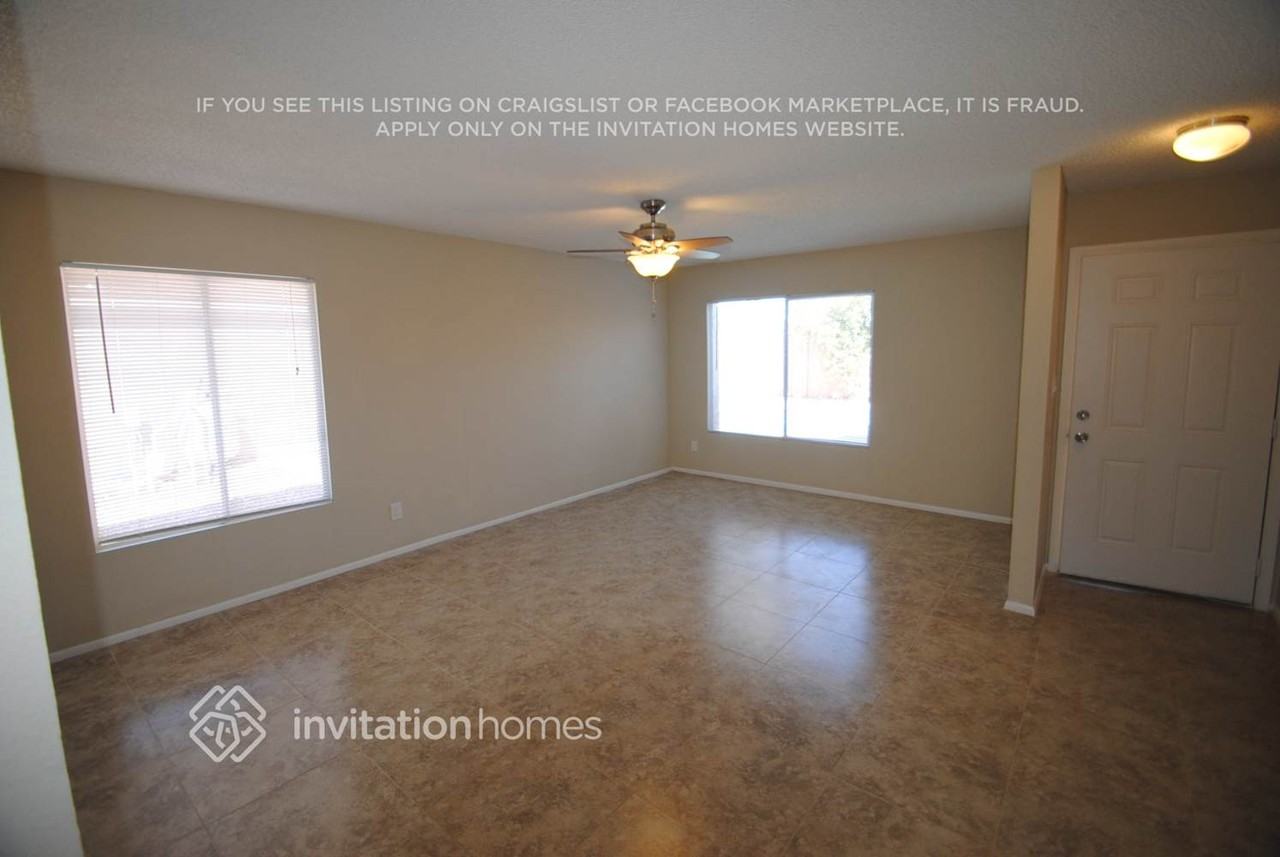8626 N 56th Ave - Photo 2 of 10