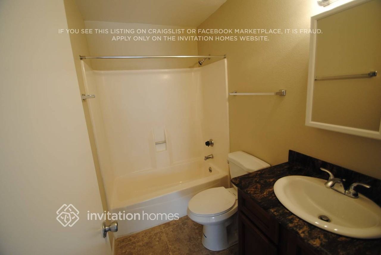 8626 N 56th Ave - Photo 6 of 10