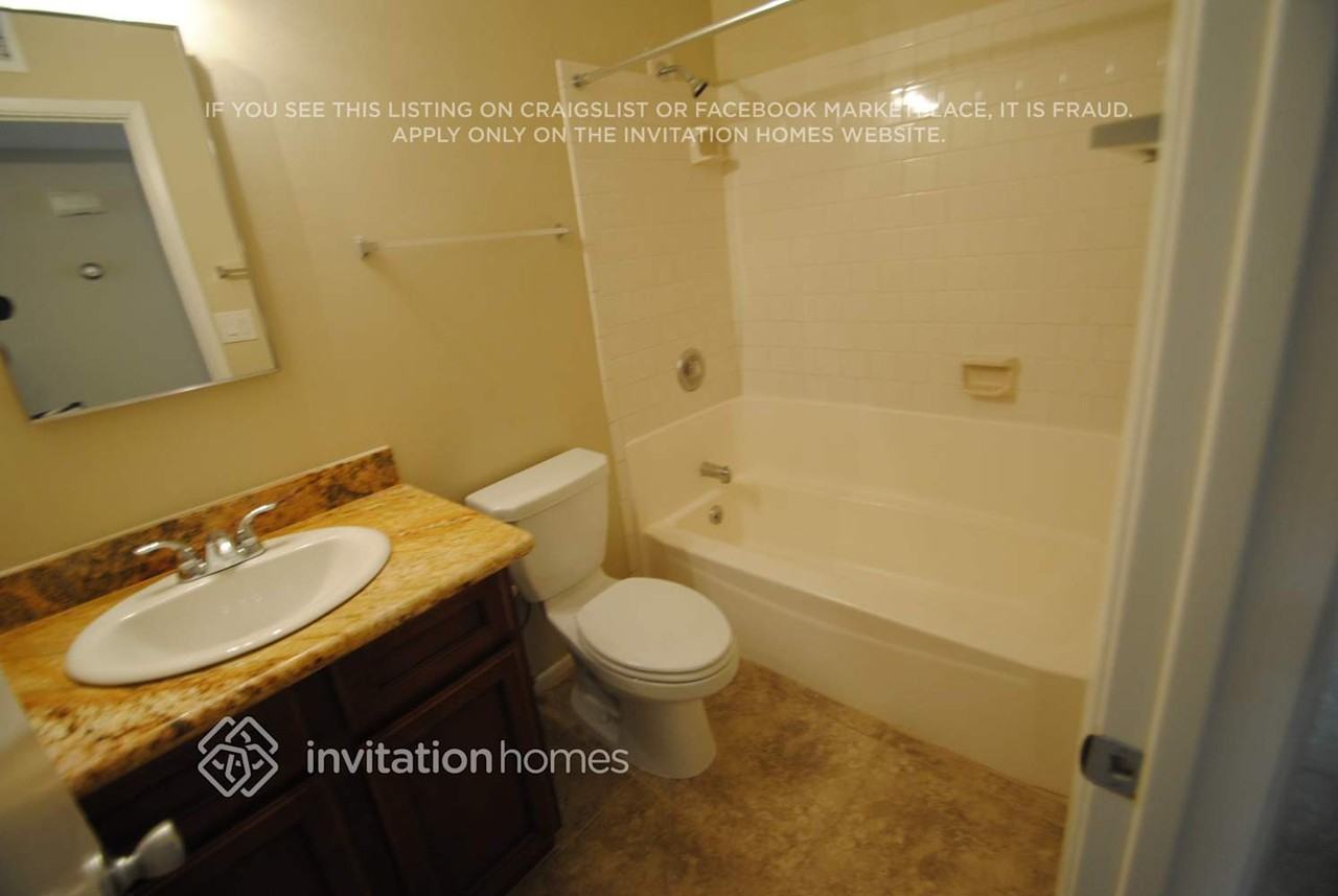 8626 N 56th Ave - Photo 7 of 10