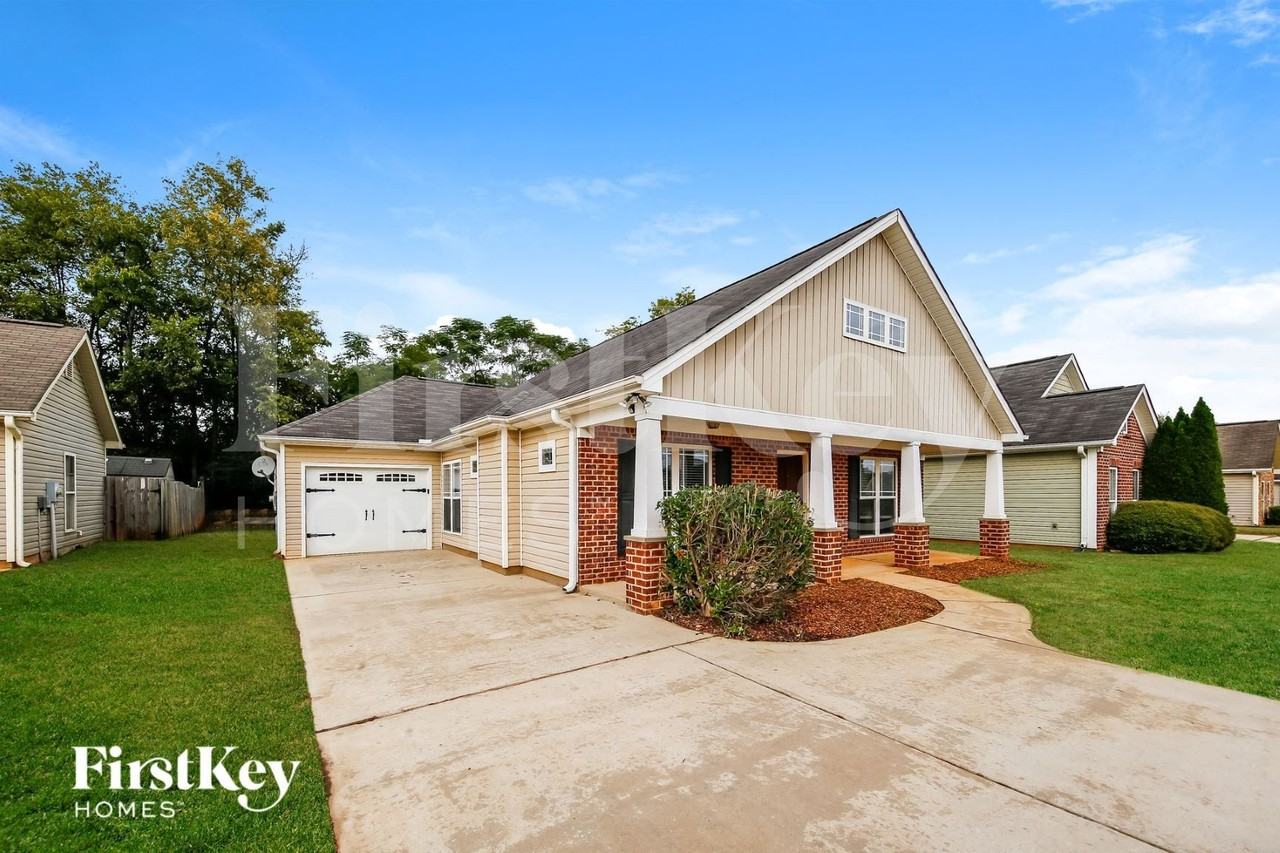 256 Stonecreek Pl - Photo 2 of 15