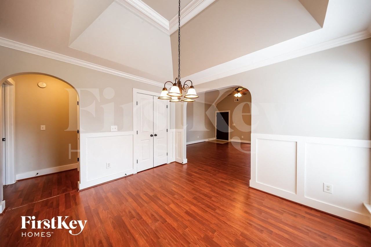 256 Stonecreek Pl - Photo 5 of 15