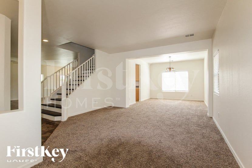 15608 N 174th Ln - Photo 2 of 15