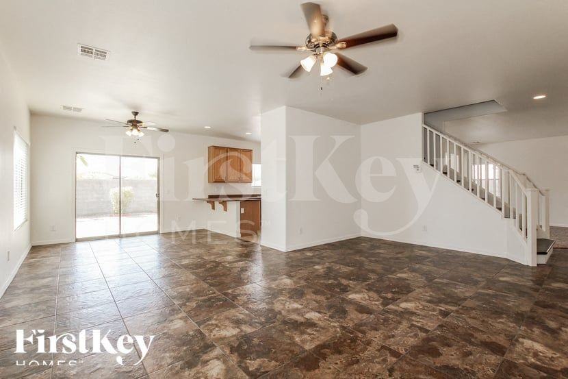 15608 N 174th Ln - Photo 3 of 15