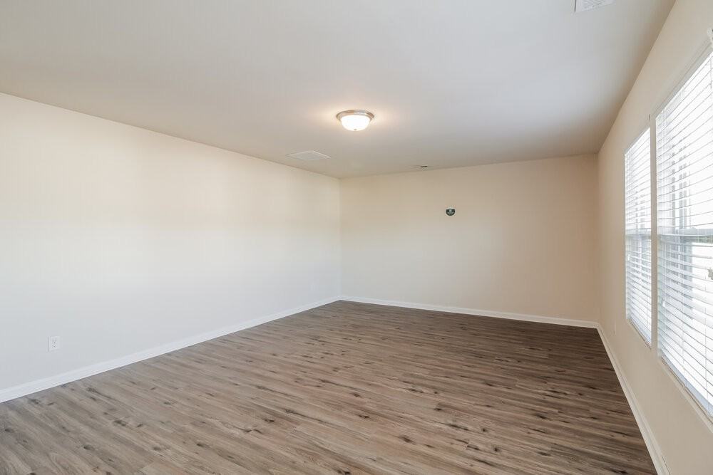 6419 Brumit Ln - Photo 6 of 17