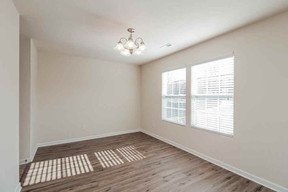 6419 Brumit Ln - Photo 7 of 17