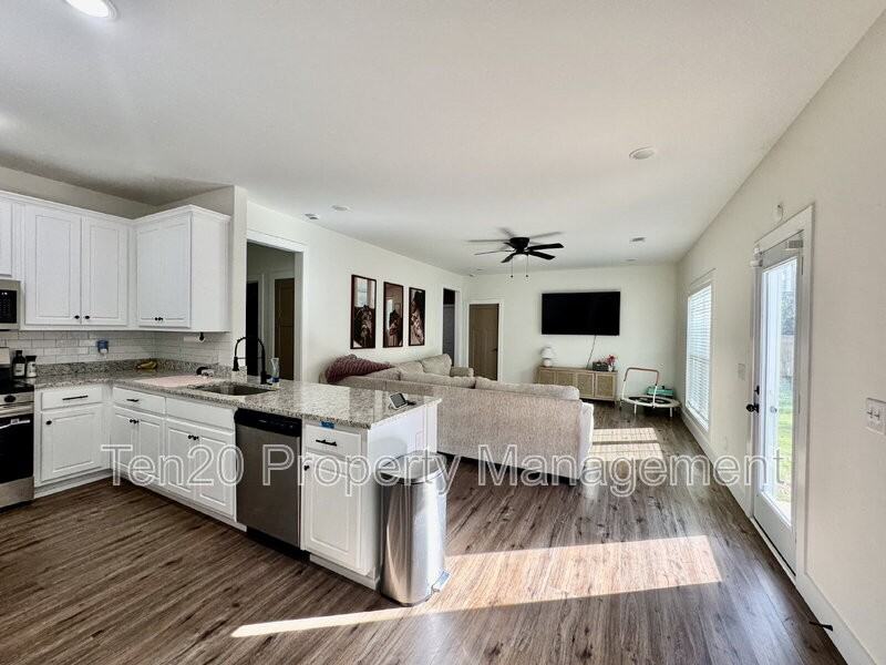 3405 S Seale Rd - Photo 7 of 21