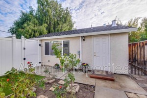 featured image of 890 Muender Ave