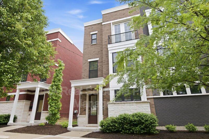 3118 Woodburn Ave - Photo 3 of 50