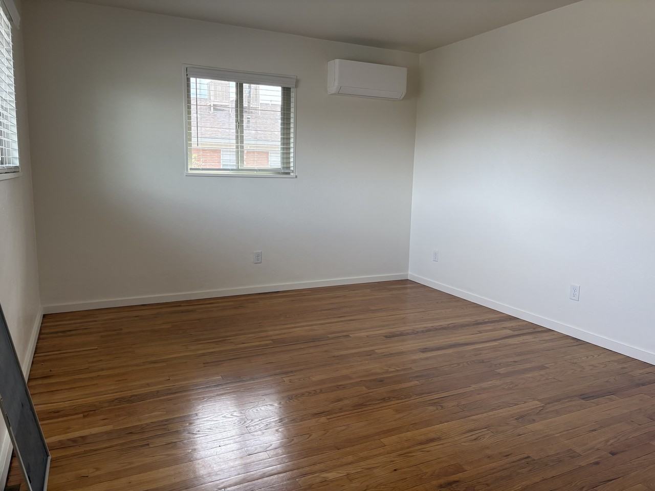 641 N 19th St #641 - Photo 3 of 14