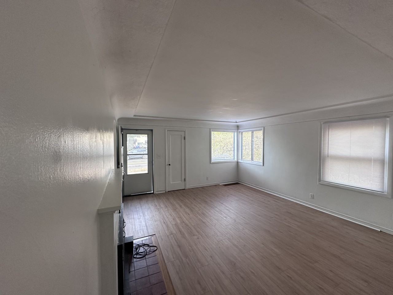 2405 E Evergreen Blvd #HOME - Photo 7 of 13