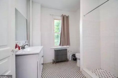 1130 Mount Laurel Ave - Photo 4 of 24