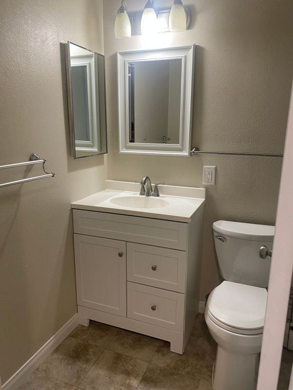 1235 Chalmette Ave - Photo 6 of 12