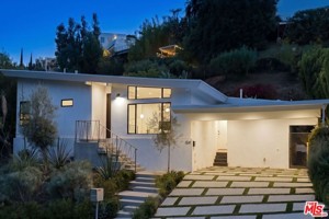 featured image of 1541 Rising Glen Rd