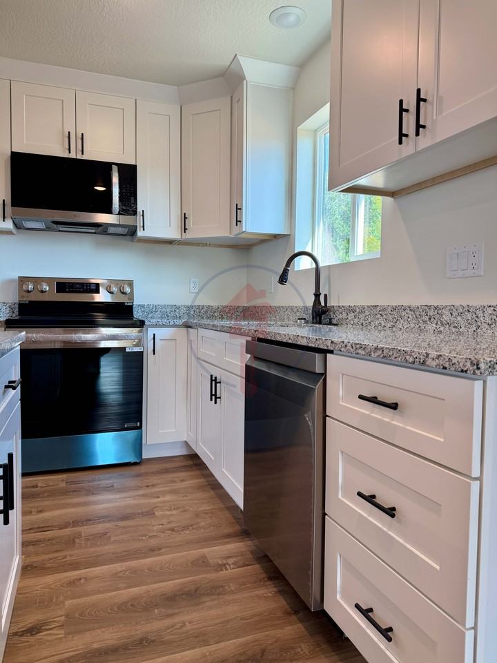 298 En - Photo 5 of 20